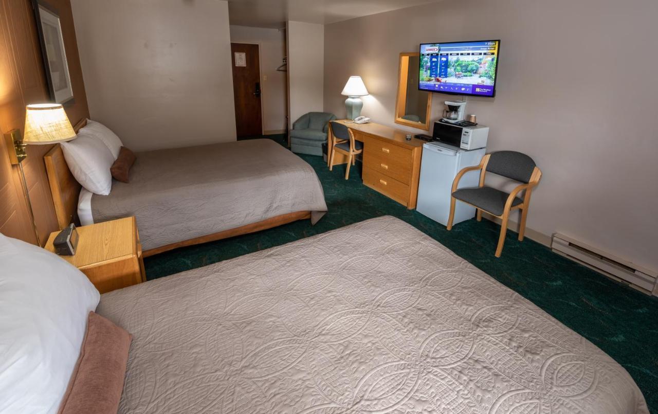 Keystone Motor Inn ブランドン エクステリア 写真