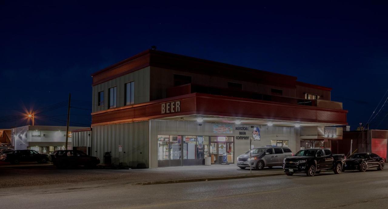 Keystone Motor Inn ブランドン エクステリア 写真